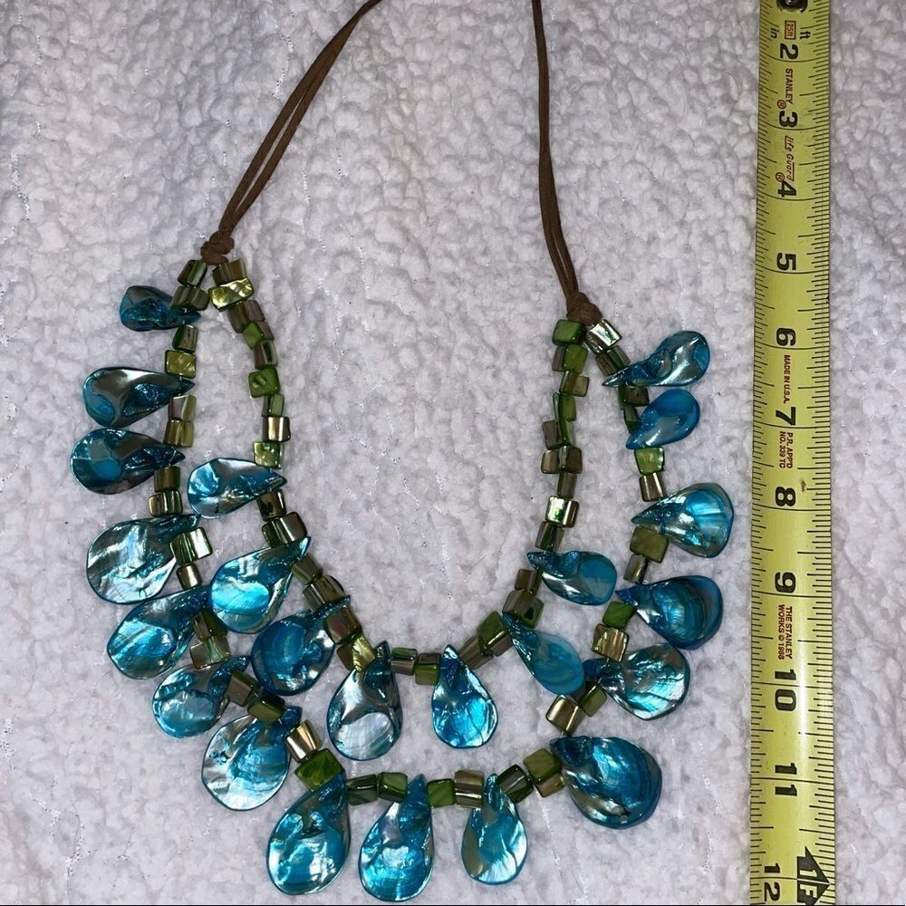 Vintage turquoise blue green double stand shell and bead necklace